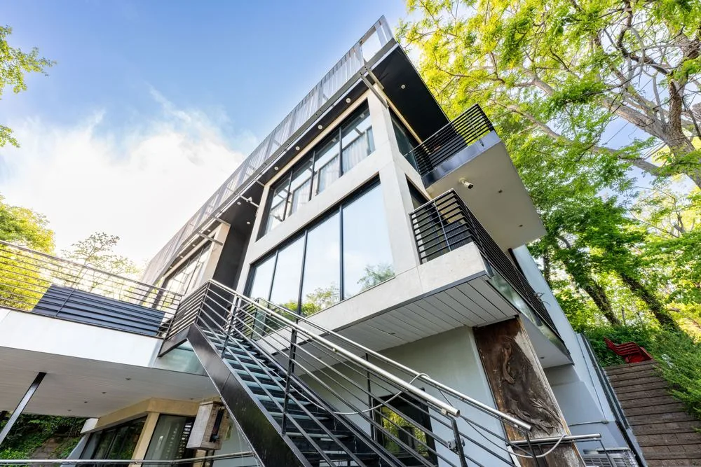 A new angle at Modern architectural home